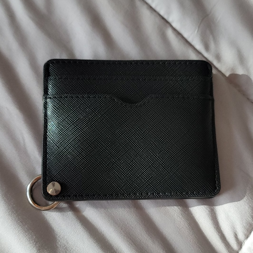 Keyring wallet with mirror